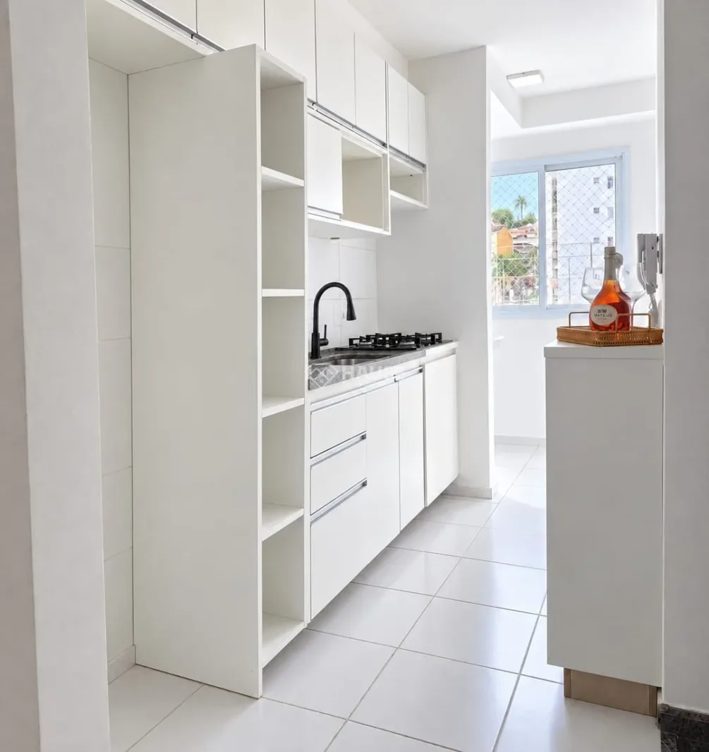 Apartamento porteira fechada à venda no Condomínio Normandie, em Itatiba. - Apartamento em Bairro das Brotas SP