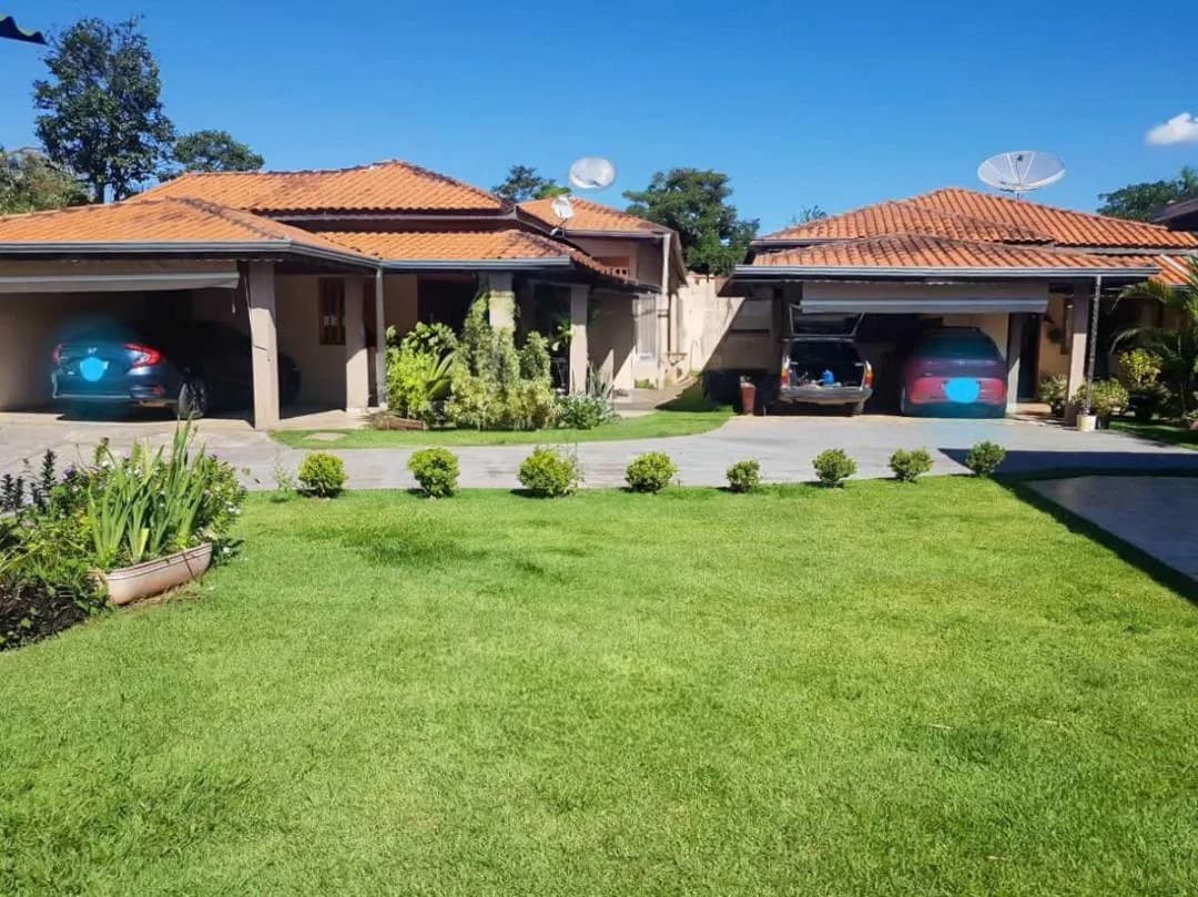 Casa à Venda no Bairro San Martin – Itatiba/SP - Chácara em Chácara San Martin I SP