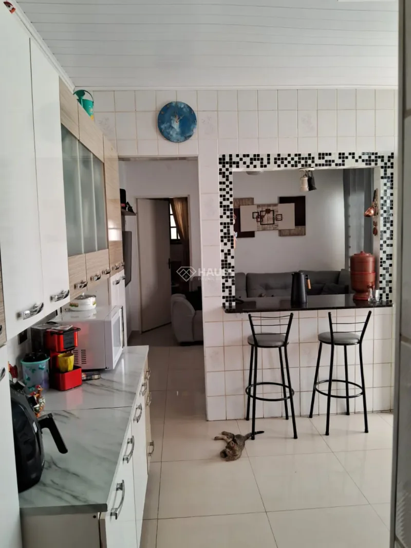 Casa à Venda no Jardim México em Itatiba – 2 Quartos, Piscina e Lareira – R$ 498.000 - Casa em Jardim México SP