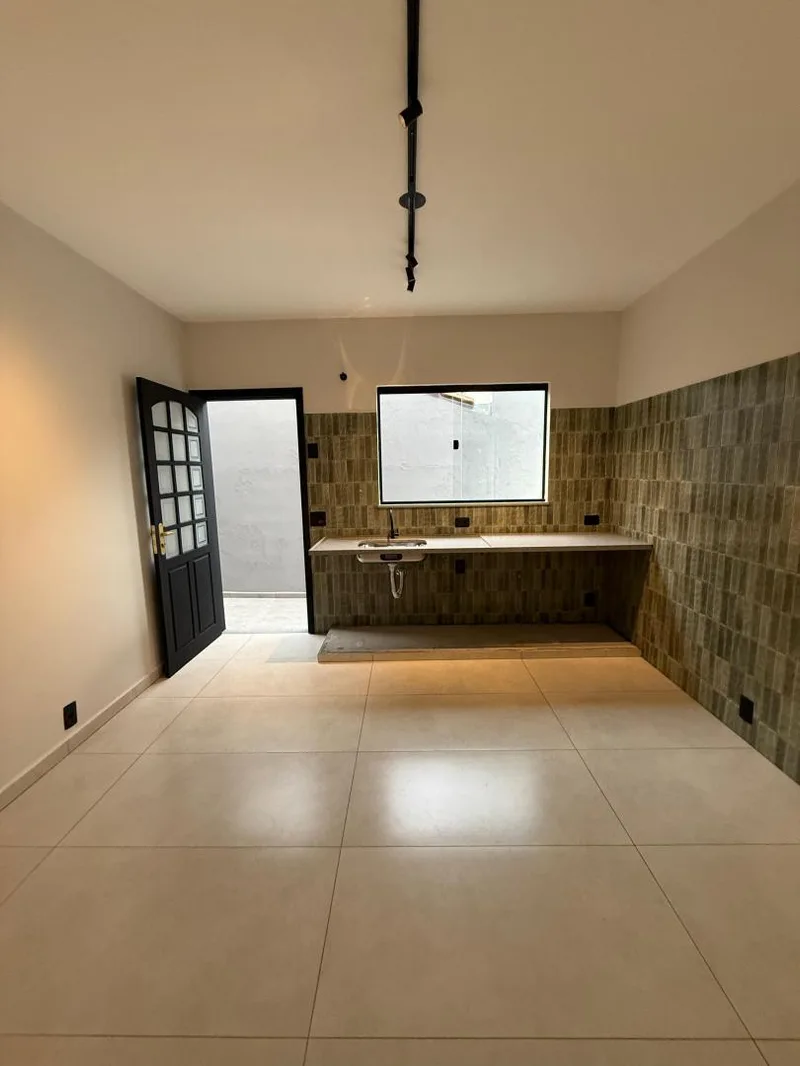 Casa à Venda no Jardim Santa Filomena | Térrea, Reformada e com Design Contemporâneo - Casa em Jardim Santa Filomena SP