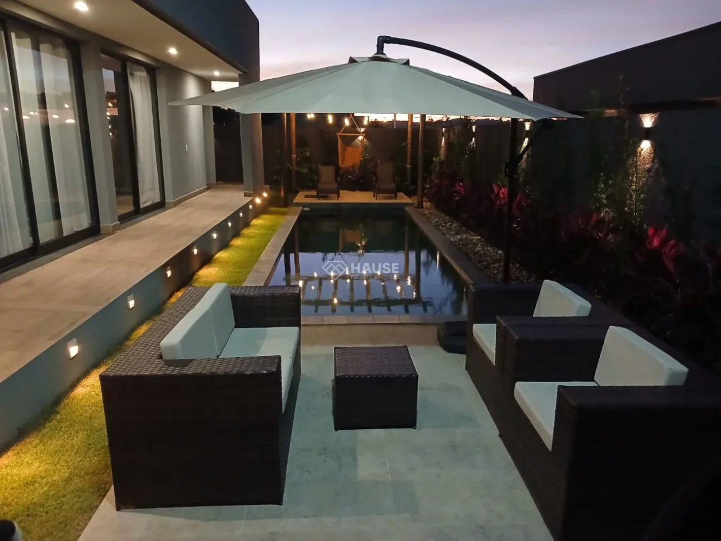 Casa Térrea de Alto Padrão à Venda no Condomínio Sete Lagos em Itatiba/SP | 3 Suítes • Piscina • Área Gourmet - Casa em Condomínio Residencial Sete Lagos SP