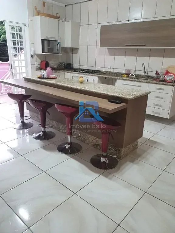 Imóveis Bello Vende Belo Sobrado!! Aceita financiamento Bancário - Casa em Jardim Santa Filomena SP