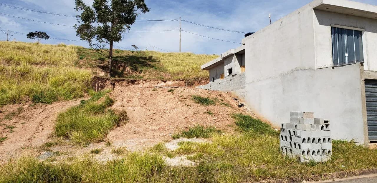 Terreno à venda no Portal Giardino – Itatiba/SP | Excelente oportunidade para morar ou investir - Terreno em Portal Giardino SP