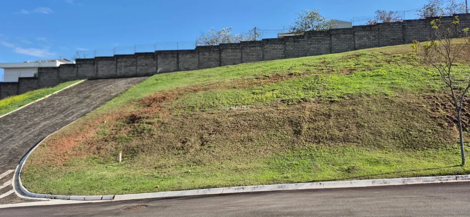 TERRENO DE ESQUINA EM CONDOMÍNIO EXCLUSIVO | ITATIBA/SP - Terreno em Residencial Villagio Piu Verdi SP