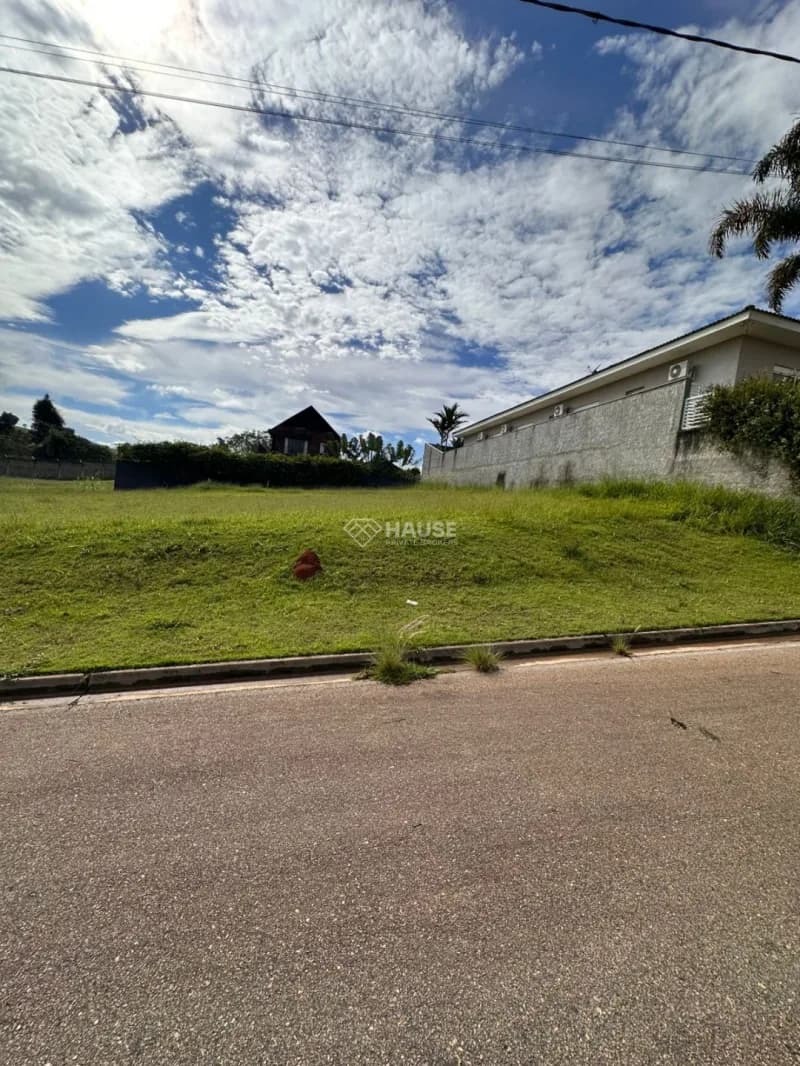 Terreno plano à venda no Condomínio Sete Lagos – 1.000m² | R$ 740.000 - Terreno em Condomínio Residencial Sete Lagos SP