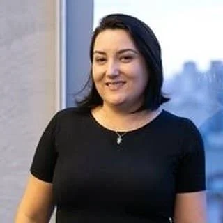 Vanessa Lobo | Psicóloga em Itatiba: Especialista em Transformar Excessos em Equilíbrio Emocional